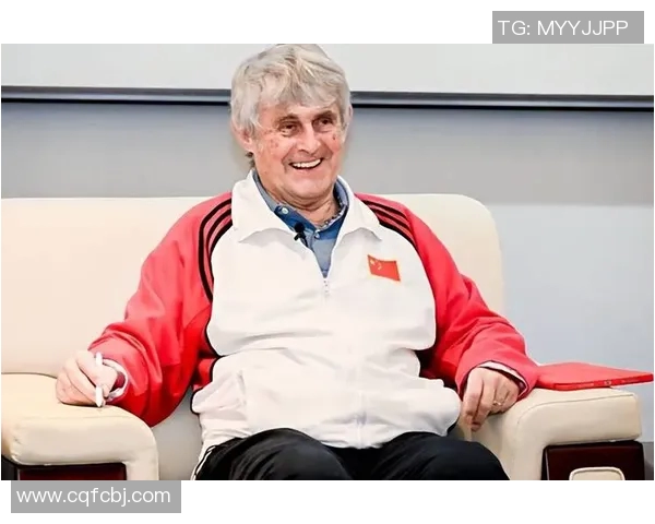 足球天才的傻子弟弟为何成为球场背后的笑柄与英雄交织的存在